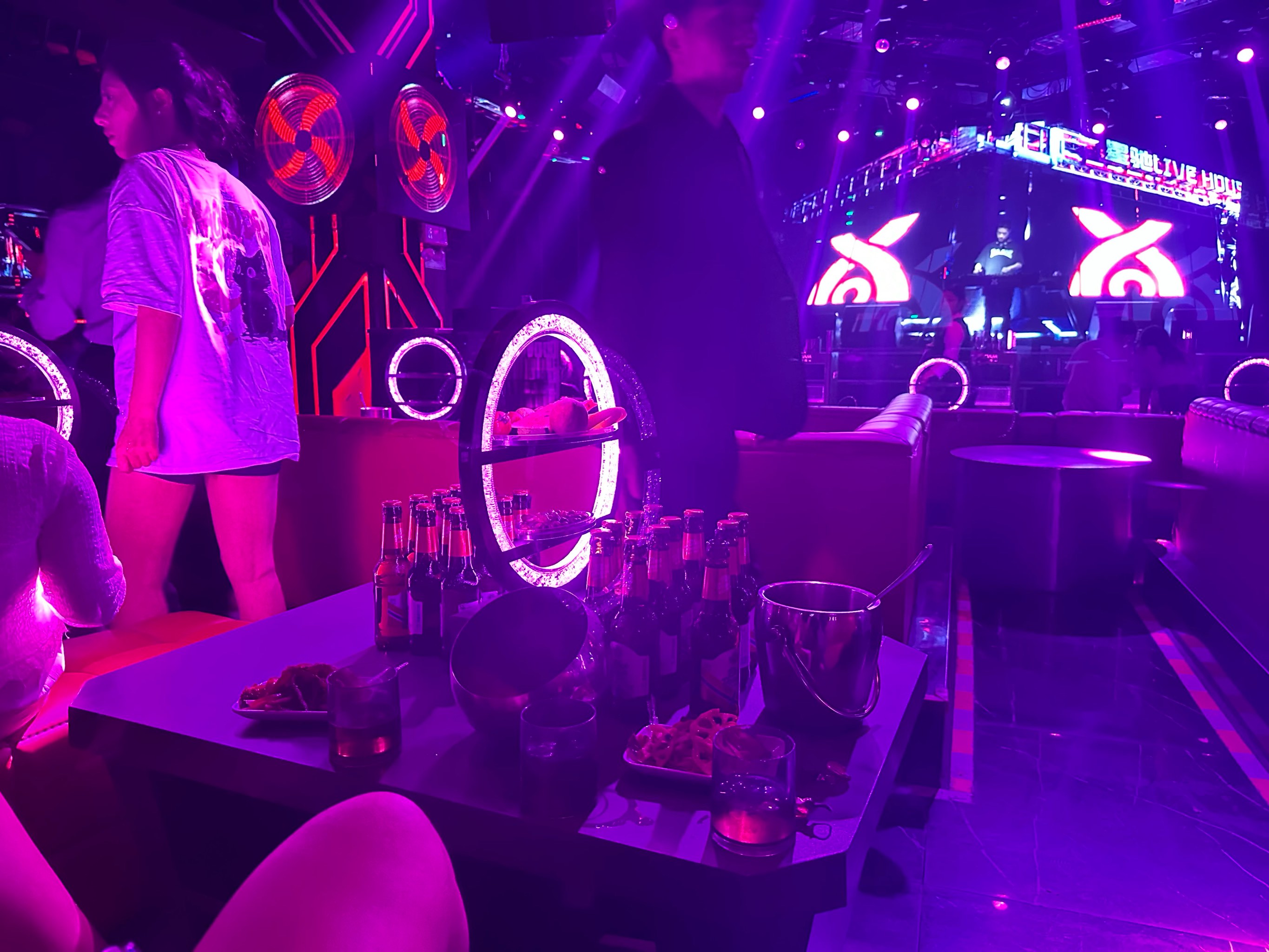 宜昌商务KTV首选中低端商务场所-秭归县ktv预订